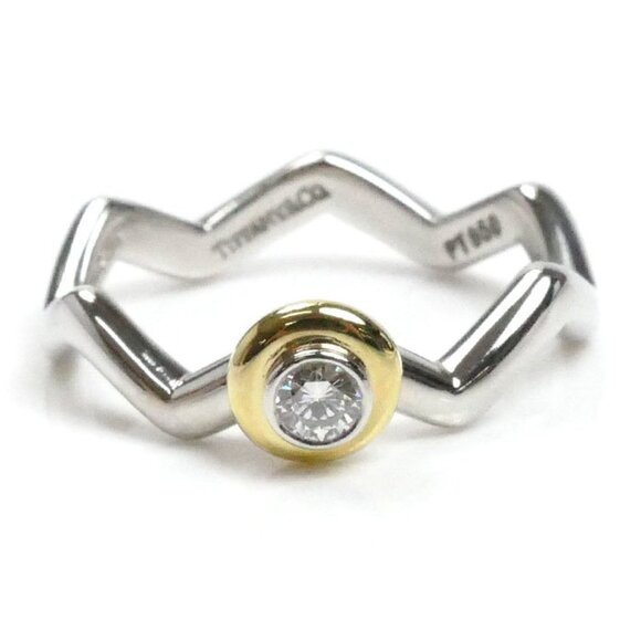 TIFFANY 18k Gold Diamond Ring - Picture 3 of 7